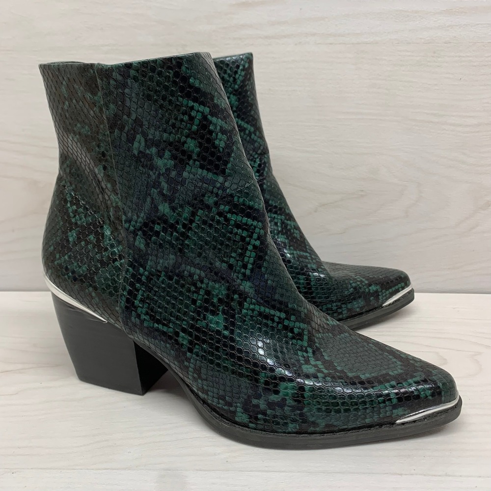 DV Dolce Vita Womens 8 Hamilton Ankle‎ Boots Snakeskin Western Cowboy Bootie